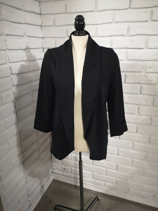 Ricki's Jackets & Blazers - Ricki's Ladies Size Large Black 3/4 Sleeves w/ Cuffs Rounded Front Open Blazer